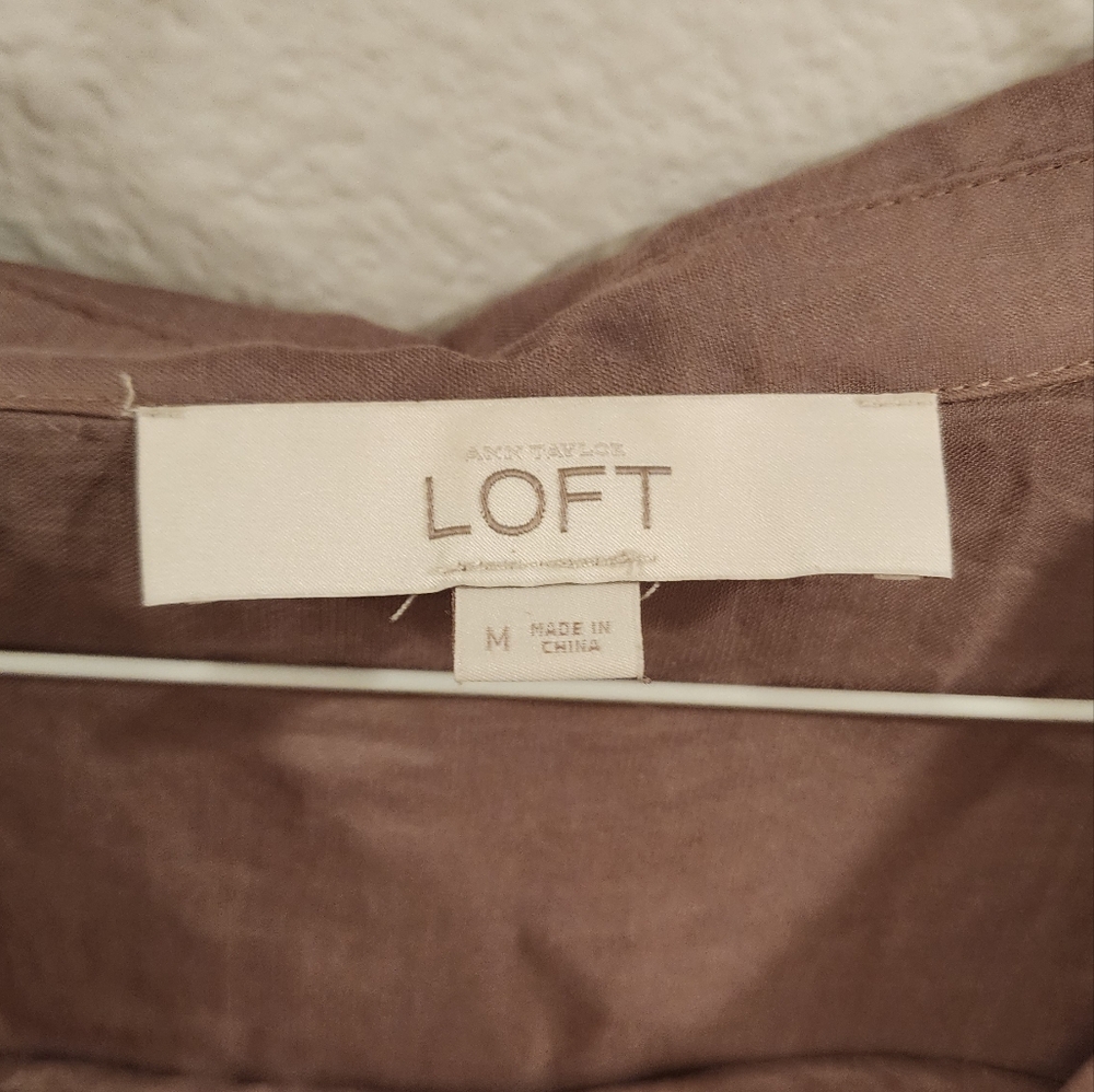 Loft Women's Mauve Button-Up Blouse - Picture 3 of 7